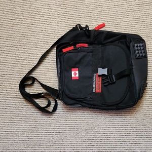 Crossbody travel bag - Black